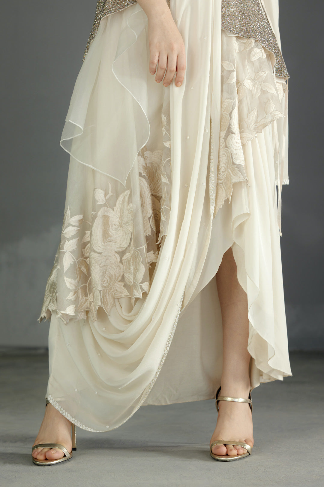 Anna Criss Cross  - Aikeyah