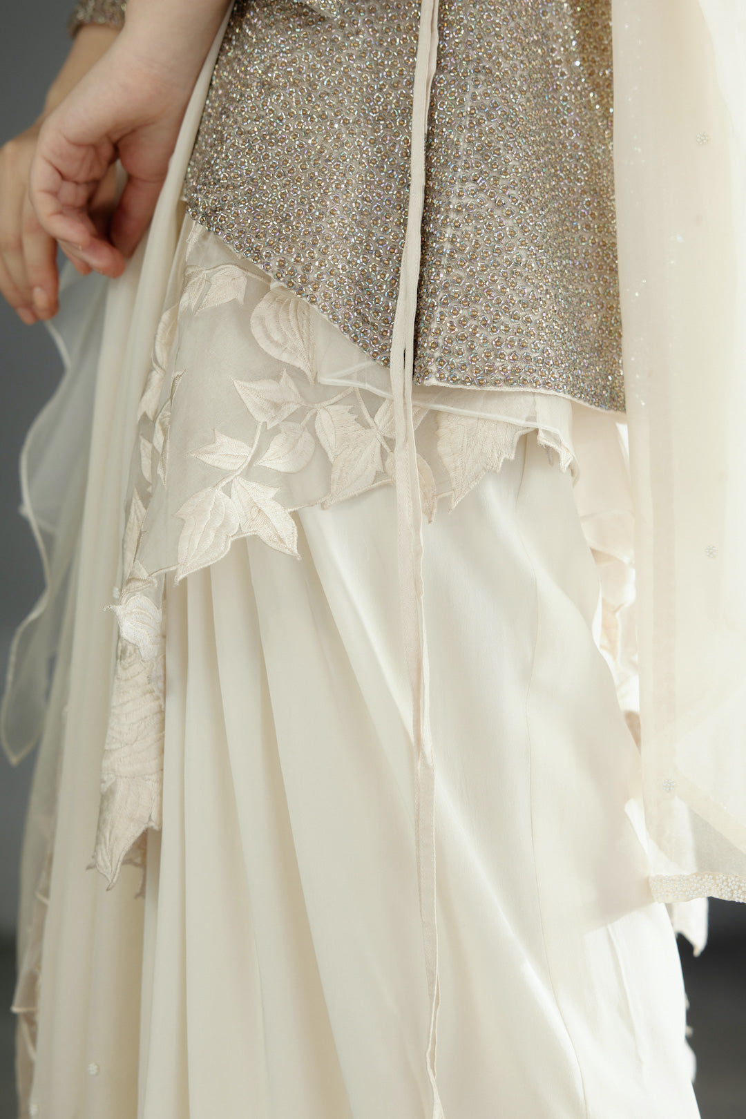 Anna Criss Cross  - Aikeyah