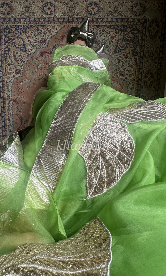 Khazaani sari
