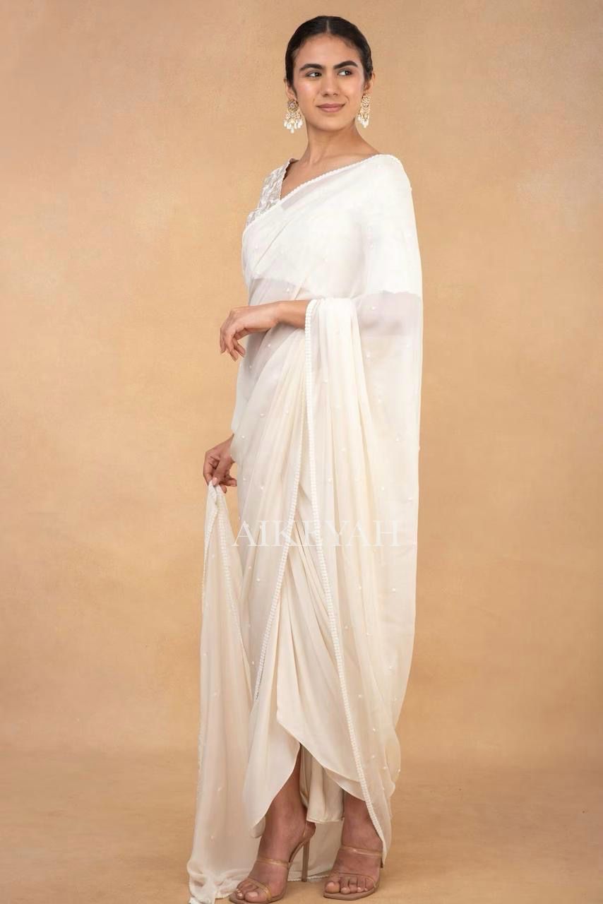 Eartha Sari