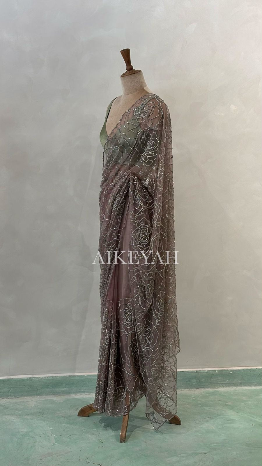 Nurose Sari