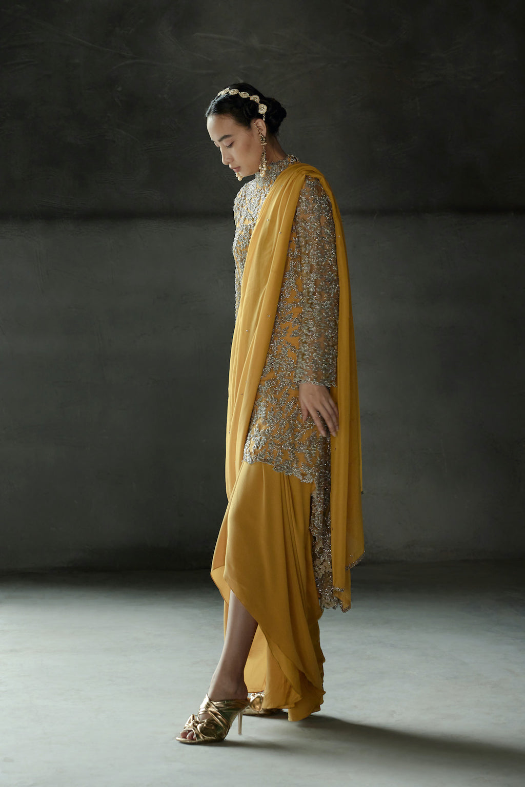 Shalini - Aikeyah