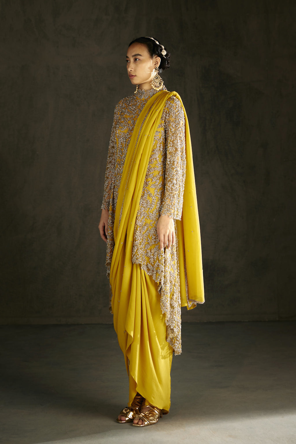 Shalini - Aikeyah