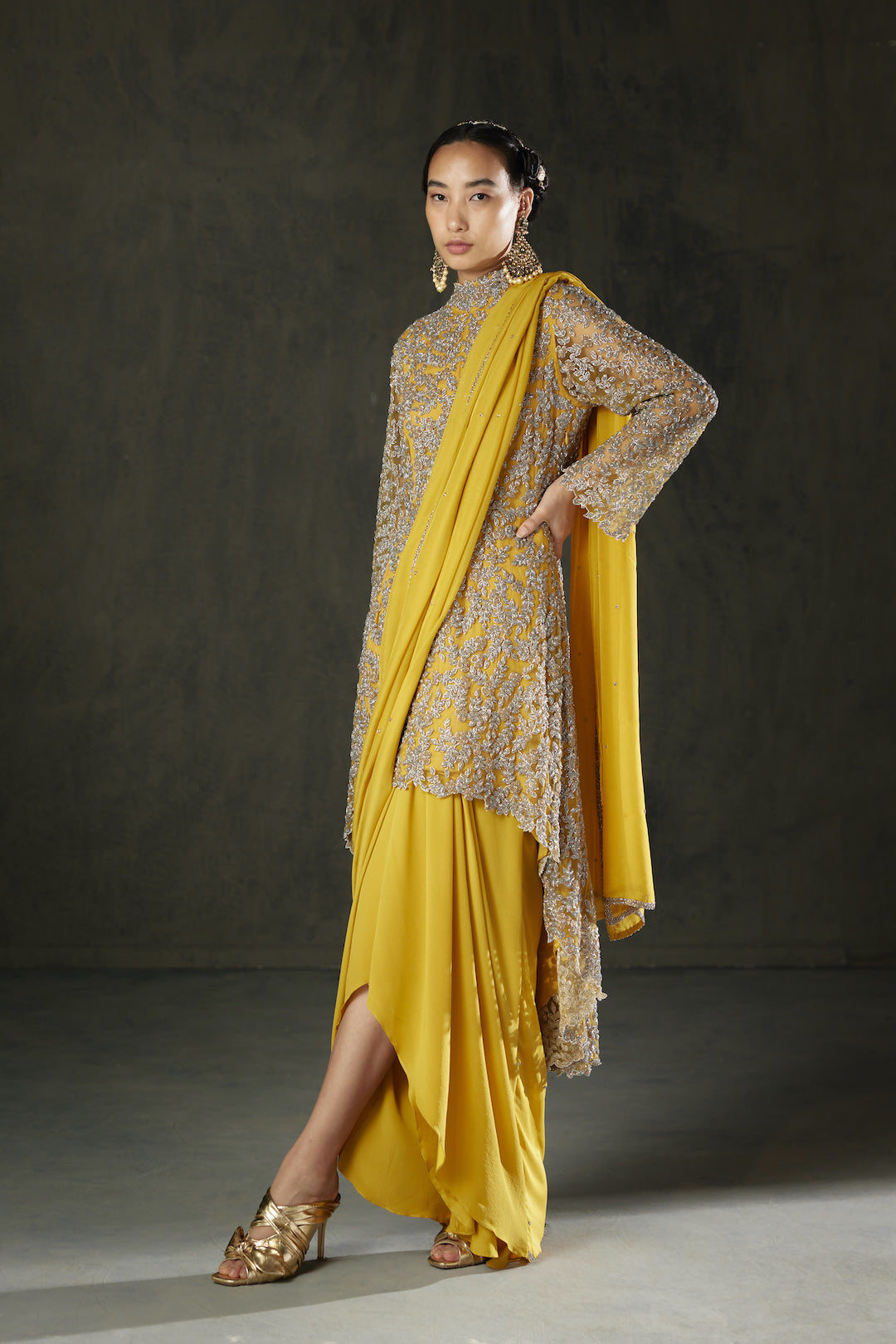 Shalini - Aikeyah