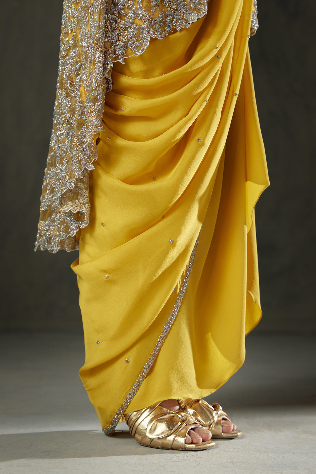 Shalini - Aikeyah